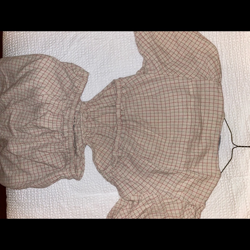 Beige Zara Dress with open Back and bow in the front